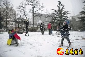 全省共计有50个气象台站的最大积雪深度达到或突破当地的观测纪录