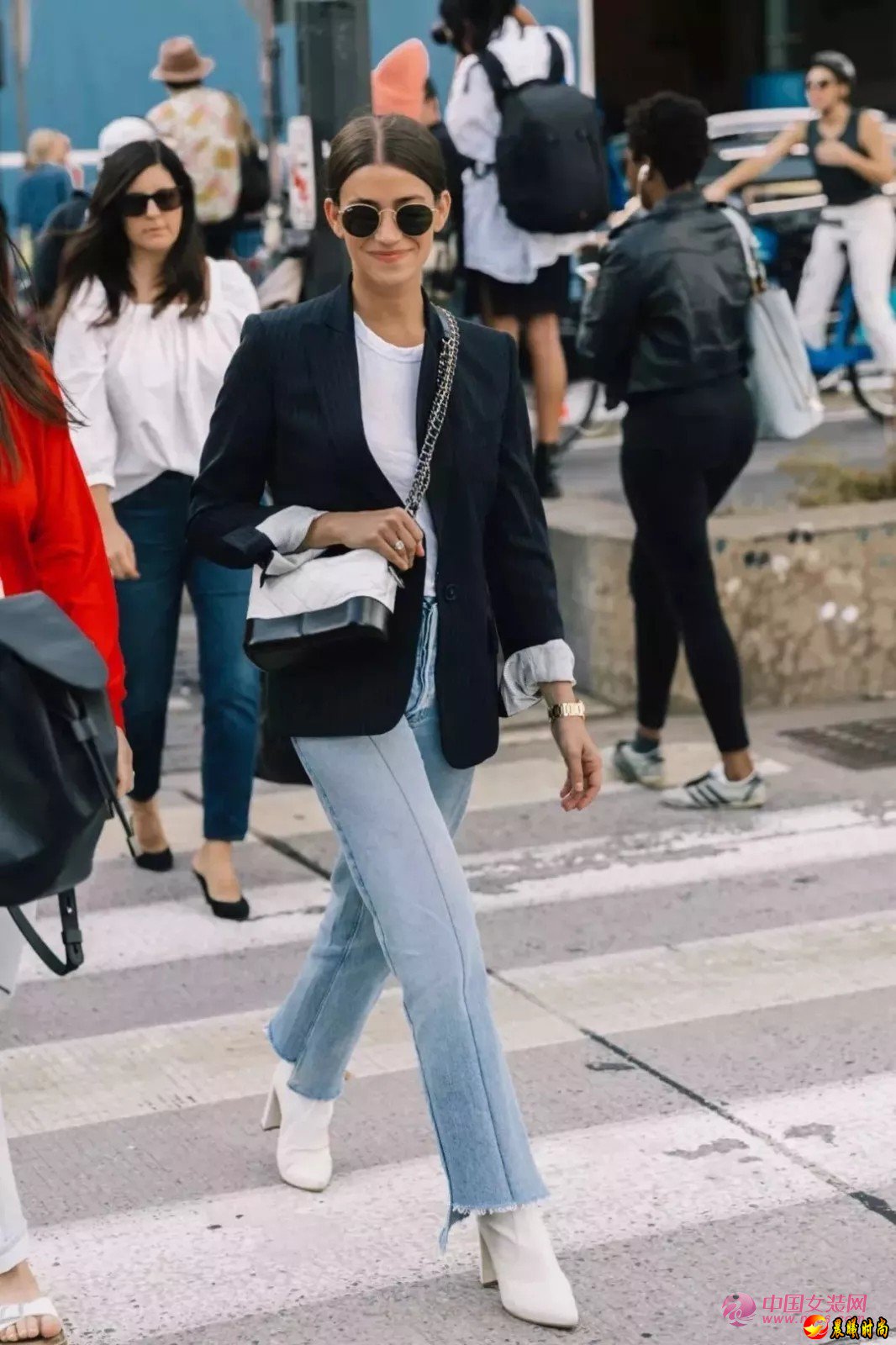 2018秋冬女装流行趋势，这5件外套备了吗？(图12)