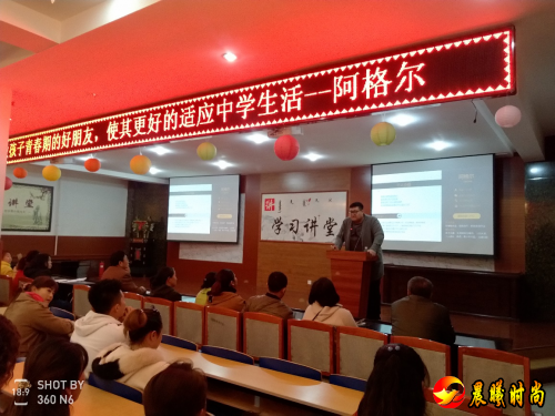 独家访谈心絮心理阿格尔：用共情照亮来访者的 “至暗时刻”
